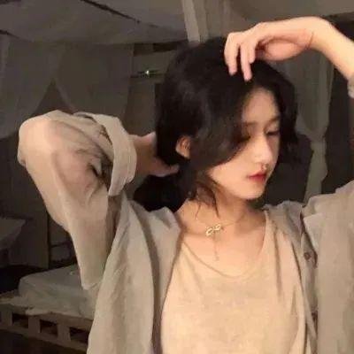 我本长生女帝！岂容尔等小觑